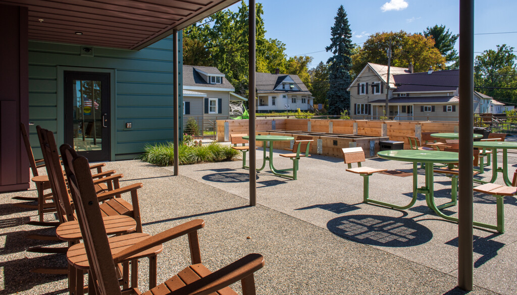 An exterior photo of Reid Commons